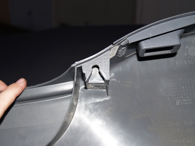 Halter der Verkleidung Mitte